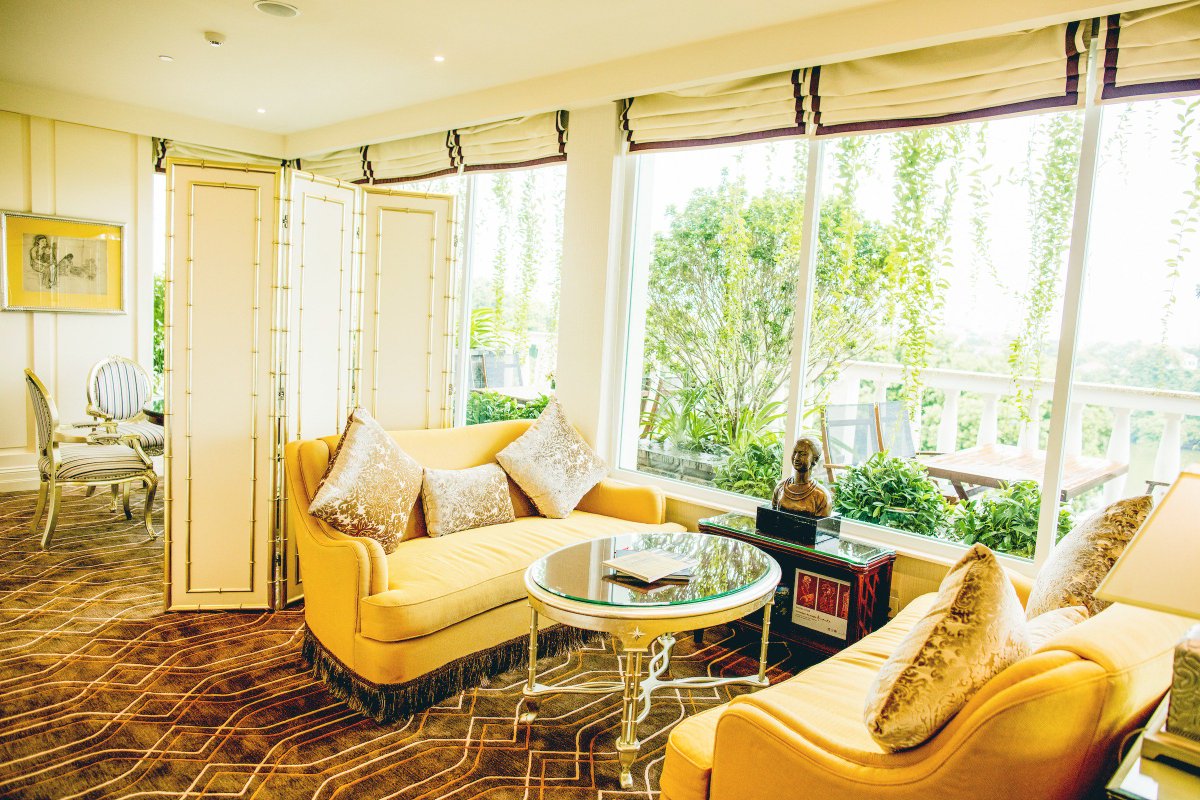apricothotel's tweet photo. For our guests who wish for a quiet moment can explore the hotel's library located on the 9th floor.

#hanoi #vietnam #luxuryhotels
━━━━━━
Apricot Hotel
136 Hang Trong Str., Hoan Kiem D., Hanoi
+84 24 3828 9595
https://t.co/Es4H64o5OI
info@apricothotels.com https://t.co/C1iFJwszE7