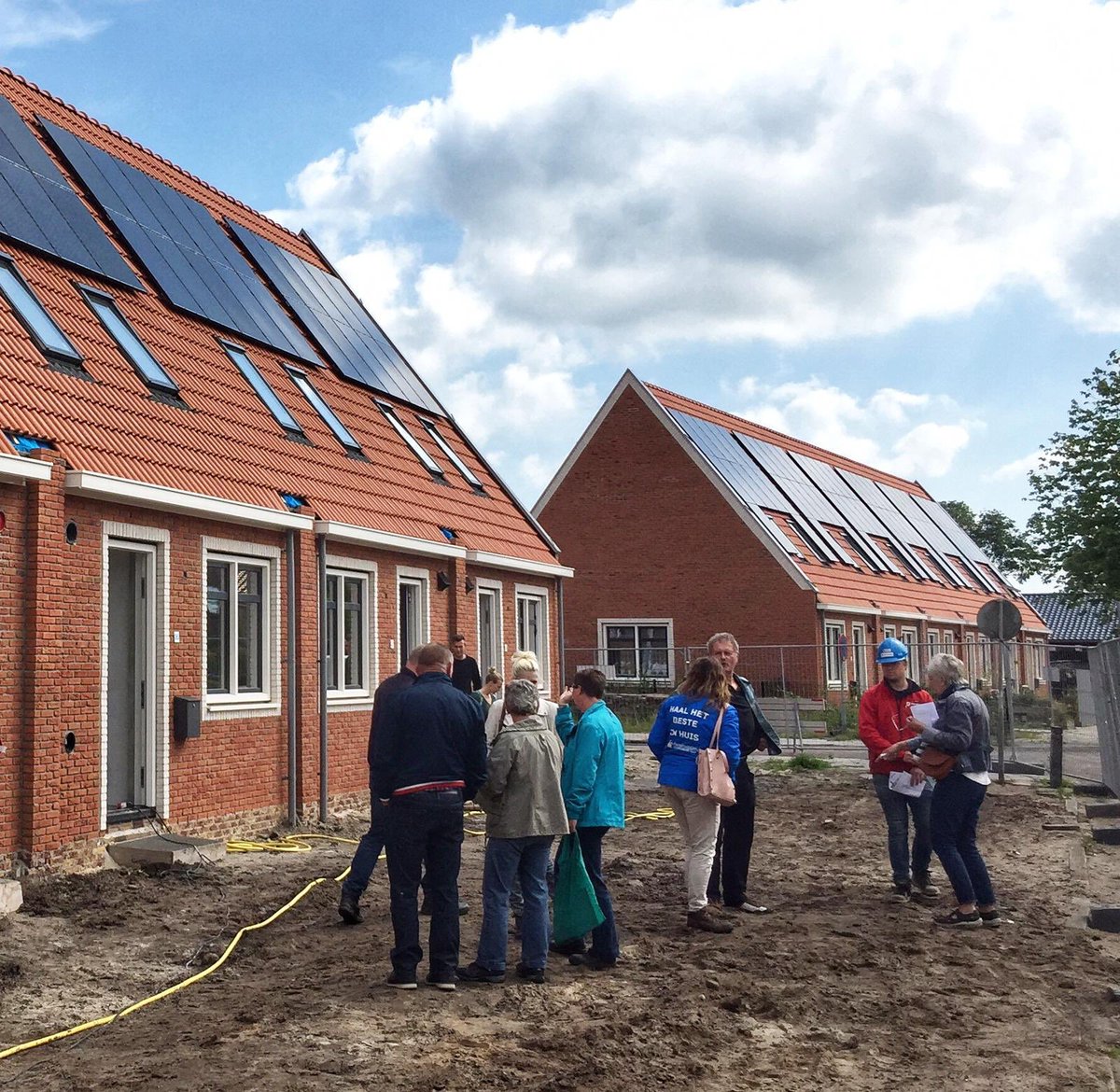 Ook in Gorredijk hebben we met 16 nieuwe bewoners een kijk&amp;meetmoment in de woning gehad. Tevens een kennismaking met de nieuwe buren. De wijk voor <a href="/Elkien_/">Elkien</a> is zó opgeknapt! Begin juli leveren we deze fase af en dan staan er 42 fijne, comfortabele en toekomstbestendige woningen.