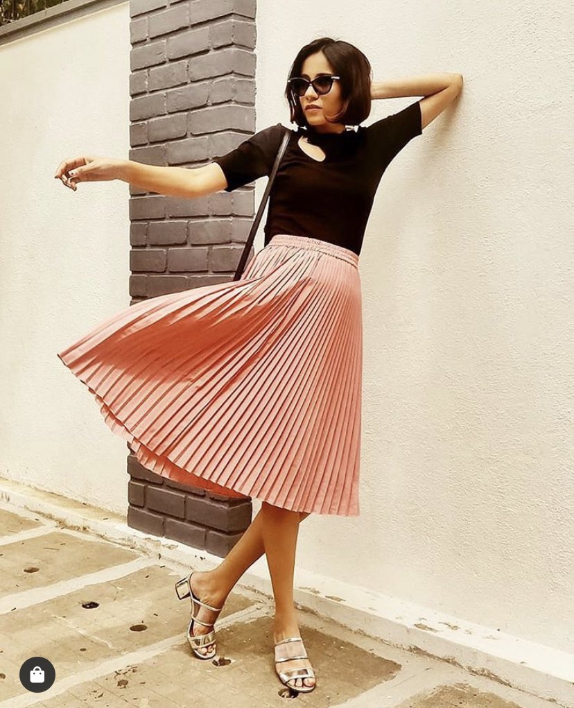 Summers are for Skirts 🌞
@barkhavyas_ in our Rose Pleated Skirt 🌸
🏷 tap on the picture to shop! 🛍
.
.
.
.
.
.
.
#stalkbuylove #stalkbuylove💖you #babesofsbl #fashion #style #onlineshopping #clothing #ootd #ootn #outfitinspo #fashiongram #fashioninspo #styleinspo #sbl