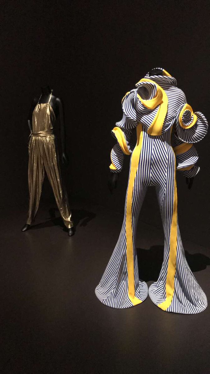 FMMuca's tweet image. Is Fashion Modern?  @MuseumModernArt @wgsn