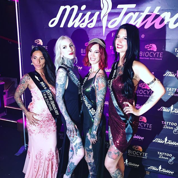 biocyte's tweet photo. Julie est notre nouvelle Miss Tattoo France 2019!
Bravo à toutes les miss de la soirée
@misstattoofrance @liliprevost69 #tattoo #misstattoo #tatouage #tattoos #ink #biocyte #beaute et merci au jury
@david_michigan @jeannemaurisset_ @FreakyHoody https://t.co/2seKjR6CWz