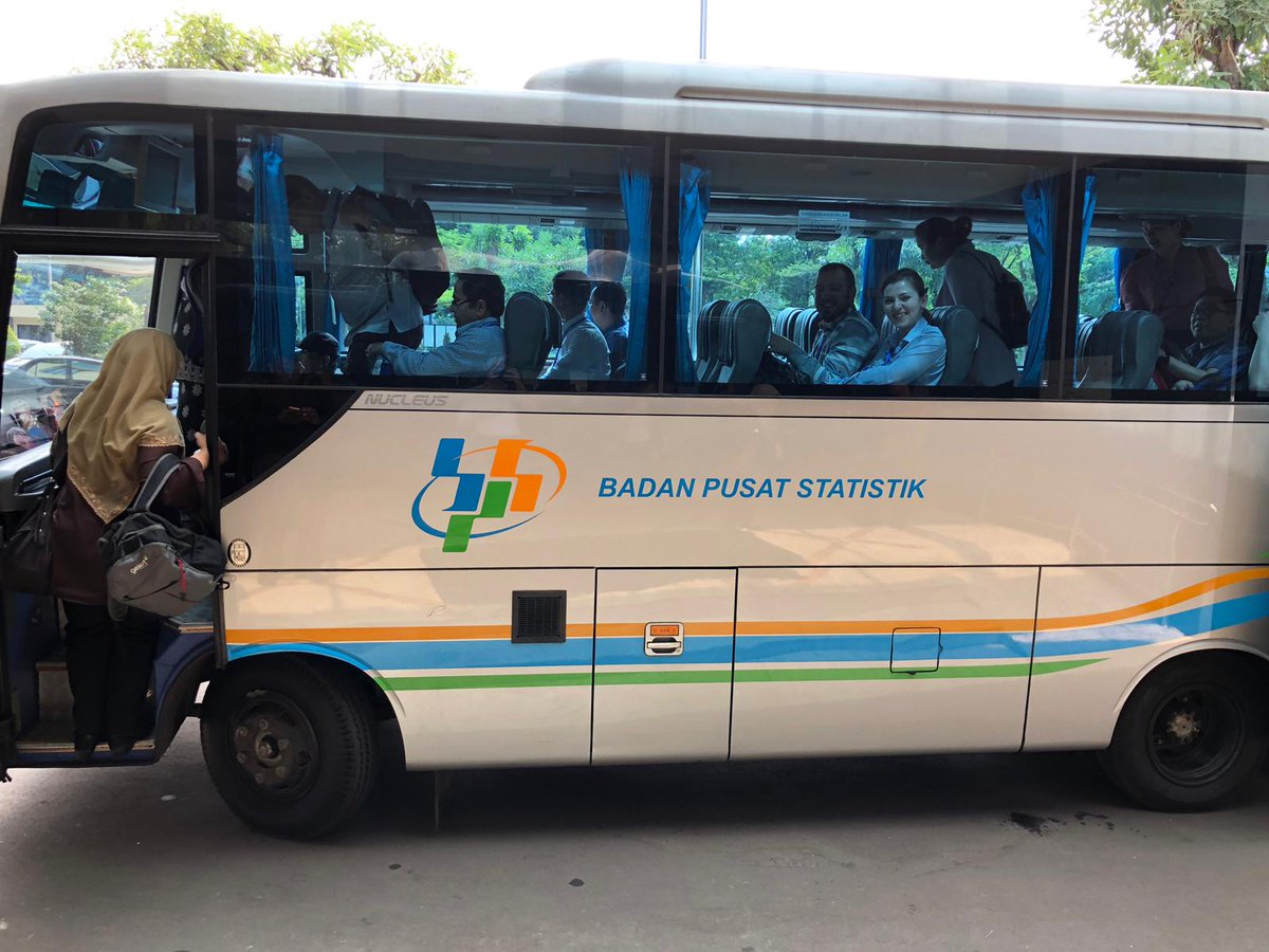 positium's tweet photo. Thanks to @bps_statistics for hosting this workshop at #APIF2019!
Happy participants on the bus ๐ https://t.co/pPQprf3y0m
