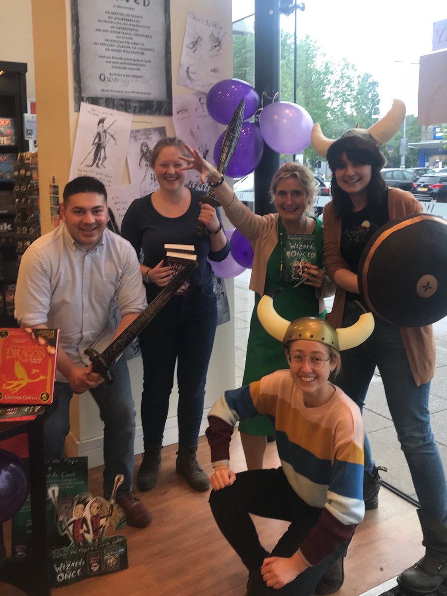 CressidaCowell's tweet image. Thankyou to the wonderful team @WaterstonesOrp for organising a great day of events yesterday #WizardsofOnce #TwiceMagic tour