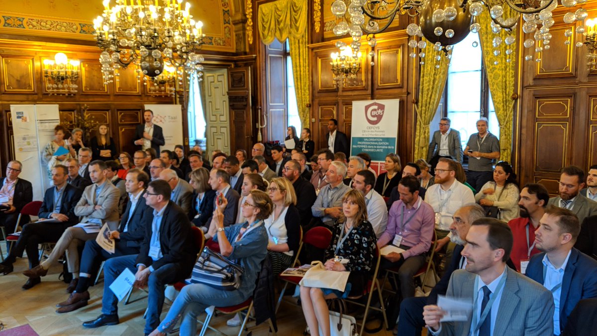 domfilippone's tweet photo. Top départ à la matinée CCIAL Lyon avec #club27001 Lyon, les associations locales #Cybersecurite à l'honneur avec le soutien de l'écosystème régional. https://t.co/BIIap0XDsD