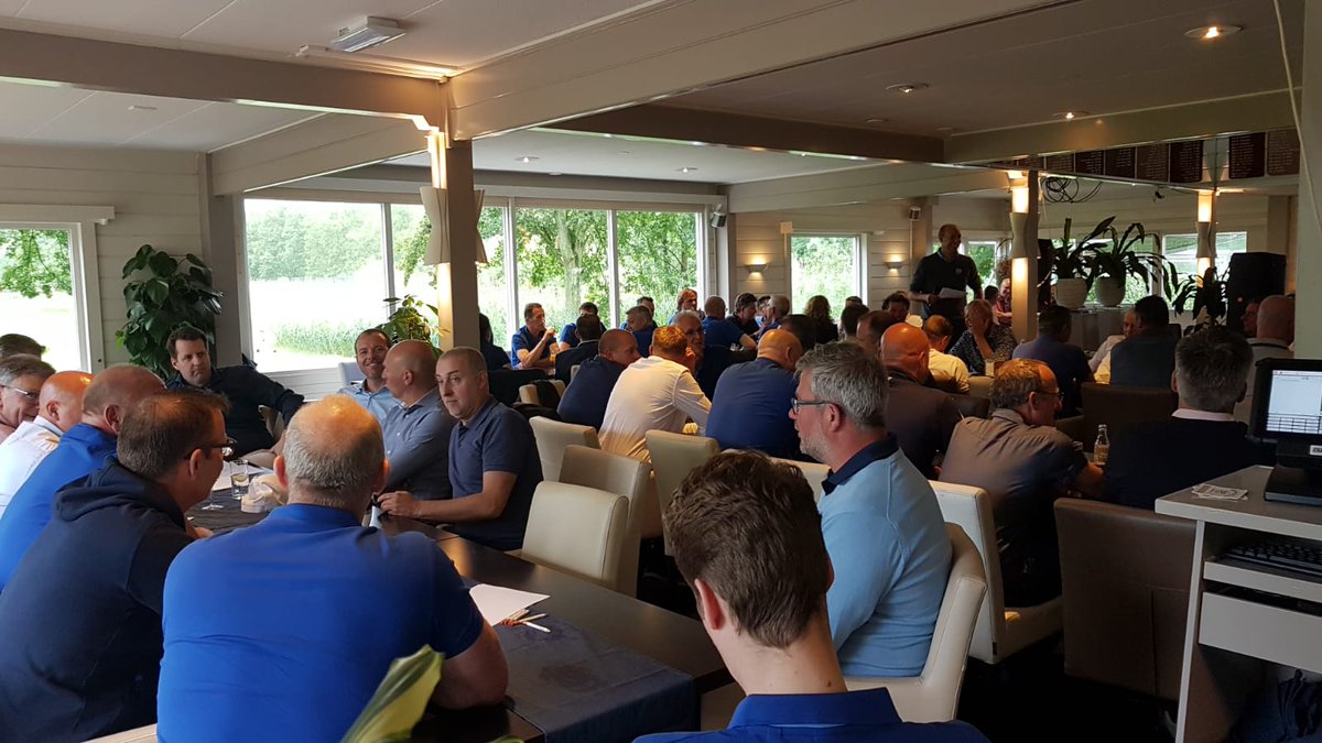 Elektrotransfer's tweet photo. Gisteren was de 11de Golfdag van Elektrotransfer &amp; Uw Duurzame Installateur op Golfclub Zeegersloot! 
Ondanks de regen en improvisatie een geweldige dag! Alle aanwezigen bedankt.

#installateurs #watergolf #samenwerken #samensporten https://t.co/yV5Blksnfa