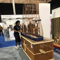 michaelgamblefd's tweet photo. #NFE2019 #musgrovewillows #willowcoffins #weavingwillow https://t.co/hGJNJPito5