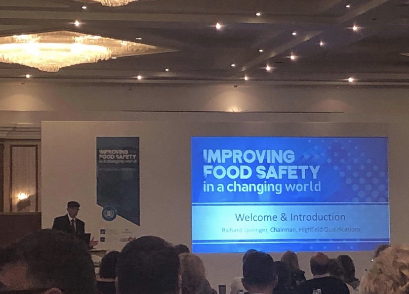 foodsafetybites's tweet photo. Great introduction from Richard Sprenger @askhighfield. Looking forward to what the rest if the day holds! @sofhtb78
#SOFHT #foodsafety https://t.co/3ZrTDJ7Ocz