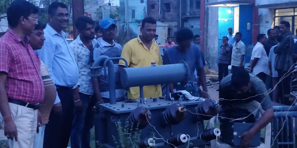 FaniRestoration's tweet photo. NESCO Transformer Repairing team.We salute them for their dedicated work in FANI. #FaniRestoration https://t.co/EEK0V9jhLT