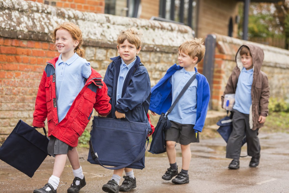 SpeechAndLangUK's tweet photo. During @ICANcharity & @RCSLT #IncentivisingSchoolsSLCN #ThemeFortnight we have created lots of resources to help you #SpeakUpForCommunication & #SpeakUpForSLCN: https://t.co/T2GDjX3N2m https://t.co/UnA2pom2Zx