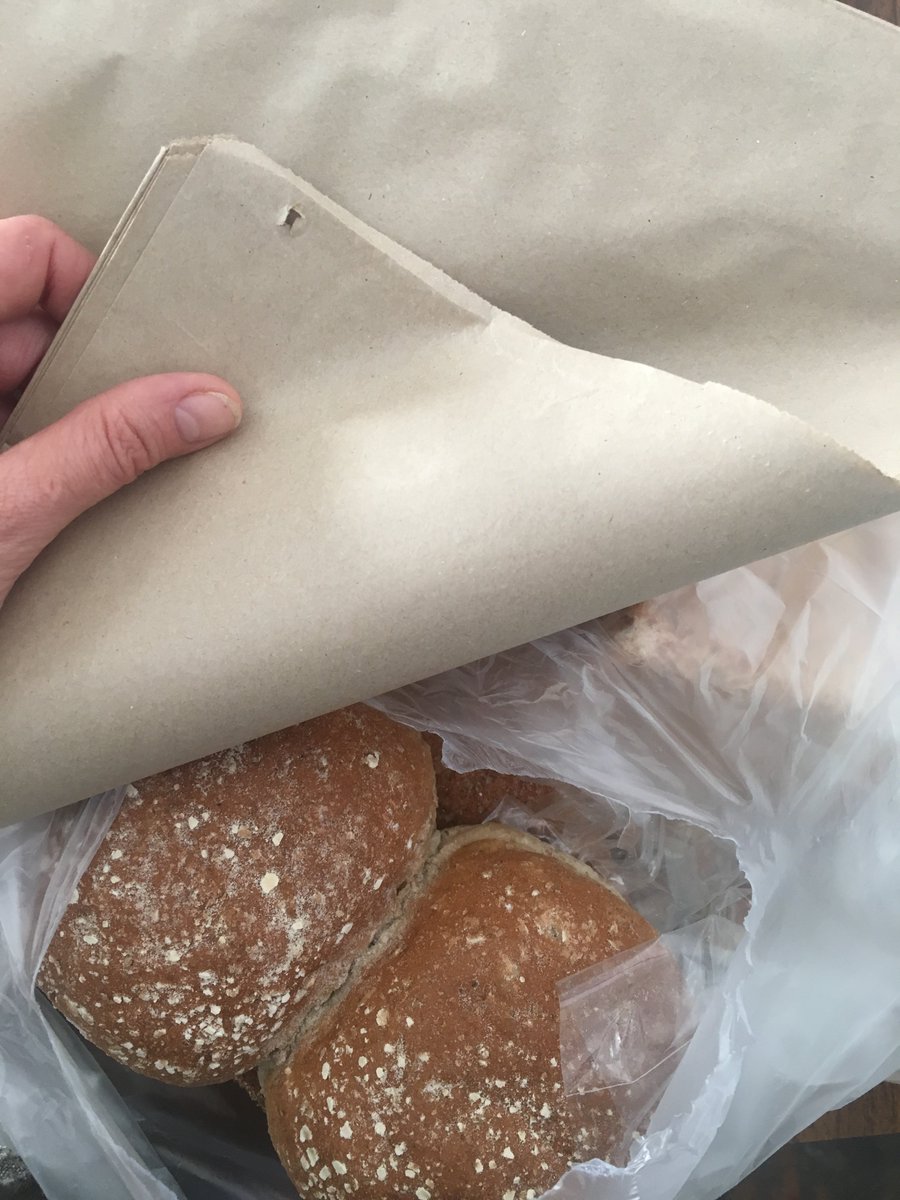 GreenerGranton's tweet photo. We are very grateful to #VegwareUK โค๏ธโค๏ธโค๏ธ for supporting our project and supplying with free #CompostableFoodBags and #CompostableContainers. They enable us to share donated food saving both the food and environment๐๐๐ https://t.co/LpSNjXnrgx