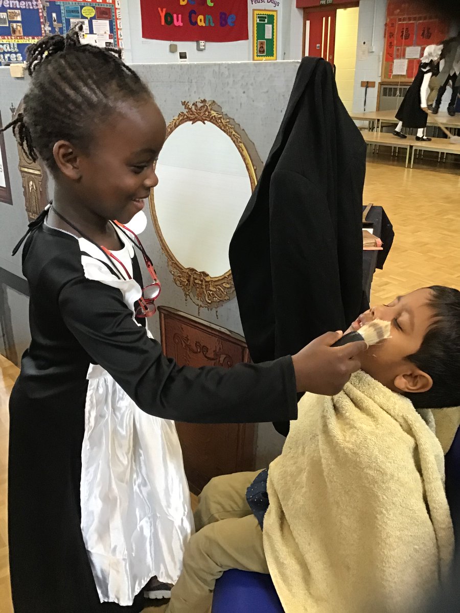 SSPP_Primary's tweet photo. Y1 had an amazing experience being transported back in time to Victorian Britain. There was a chance for all the children to role-play different elements of a Victorian household, from darning and washing-up to wet shaving (safely of course!) #SSPP #CompleteCurriculum https://t.co/OtXY2VQoeO