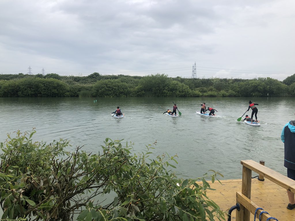 StDunstansColl's tweet photo. Recap of #AdventureWeek Day 3:
- Year 7 got to try climbing and archery 🧗‍♀️
- Year 8 took part in a paddle-board relay 🏄‍♂️
- Year 9 had their switch-over day at @JCA_Adventure 
- Year 10 had an indoor skydiving experience with @iFLY_UK

See all the photos: https://t.co/5KkpRCytjj https://t.co/i98Smnfmc2