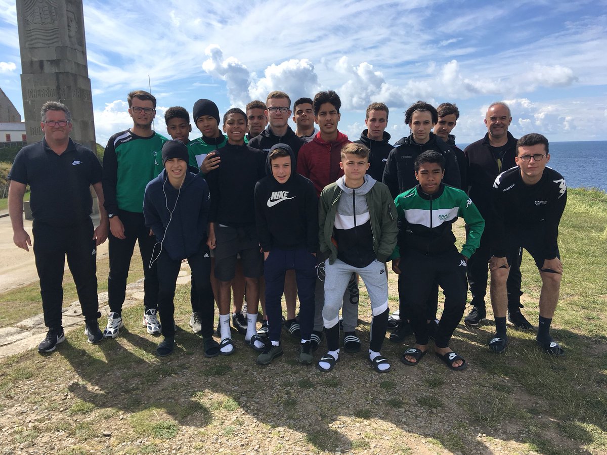 [#U15Region]

📍Nos #U15 étaient 3 jours ensemble du côté de #Plougonvelin

Ils échouent aux portes des 1/4 Finale du <a href="/FestivalArmor/">Festival d'Armor</a> après 2 matchs nuls. ☹️

Merci aux organisateurs pour ce très beau tournoi. 🙏🏻

#USJAcarquefou