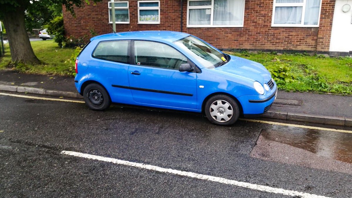 RunnymedeBeat's tweet photo. ⚠️It’s not too late this morning to move your car and park properly somewhere else, if in any doubt, well not for some anyway. #ParkSmart #ThinkPedestrian #EaseCongestion #ReadTheRoad #ReadTheSigns 
(Credit @RunnymedeBC Parking Enforcement) https://t.co/41qwzLRsPJ