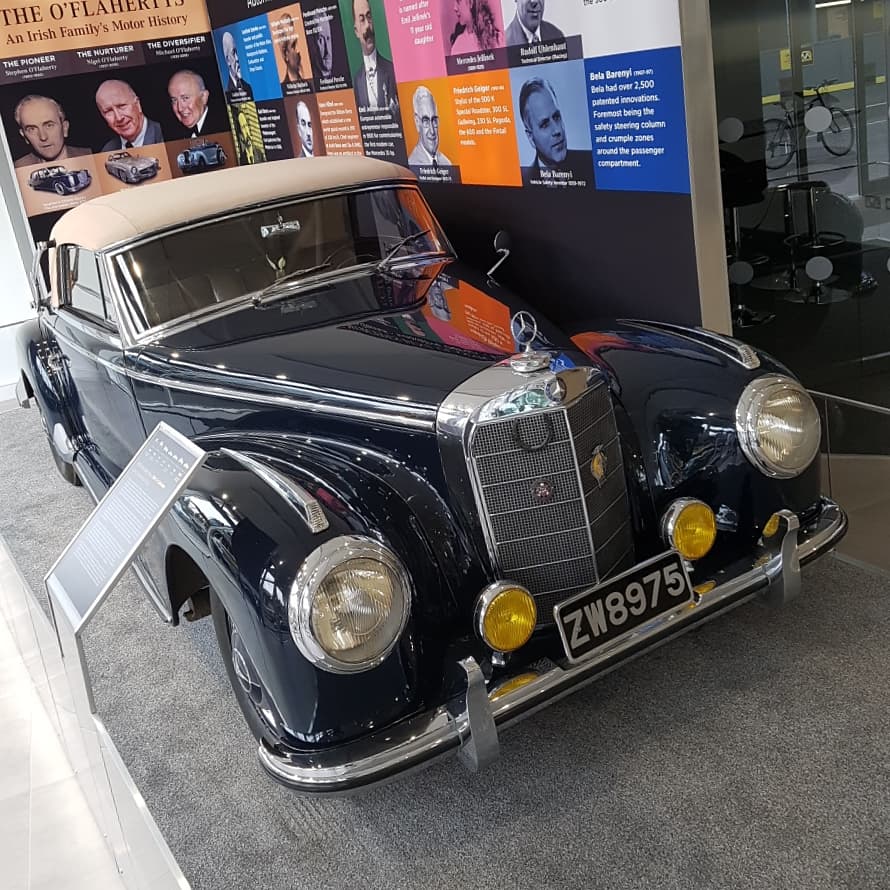 MSL_Ballsbridge's tweet photo. The 1953 #MercedesBenz 300 S Cabriolet has landed in @MSL_Ballsbridge! Drop by for a look at this beauty during the month of June!
#MBClassicCollection #Classiccars #oldschool https://t.co/OHE5LnntE4