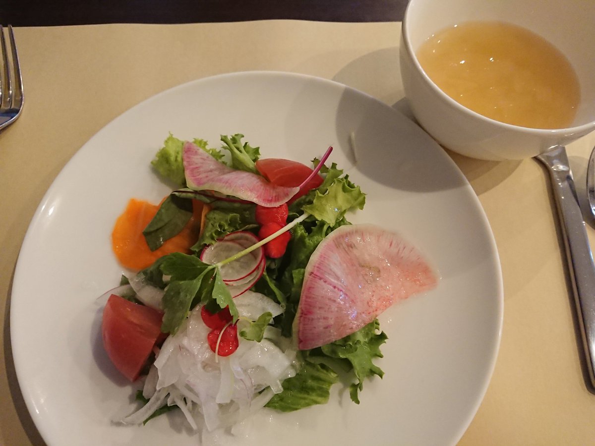 serapyuri's tweet photo. 先日、レッスンの合間にランチに行った
大崎市古川 七日町にある #UEMON

前回はハンバーグだったので
ステーキlunch💖
お値段リーズナブルで、しかも美味しい🥰 

今日はこれから美里町青生コミュニティセンターでのエクササイズです。
先週からリクエストでストレッチをやっております😄 https://t.co/uwosdGkjpN