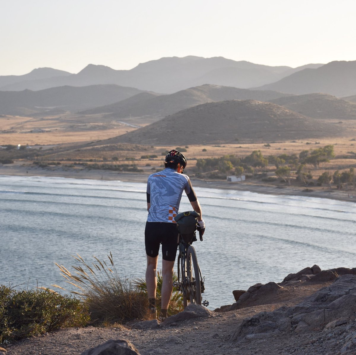 Exploring new challenges
#somethingiscooking
#smellslikegravelspirit
#thelandmadeforcycling 
<a href="/apidura/">APIDURA</a> <a href="/dotwatcher/">DotWatcher</a> ixcor.cc
