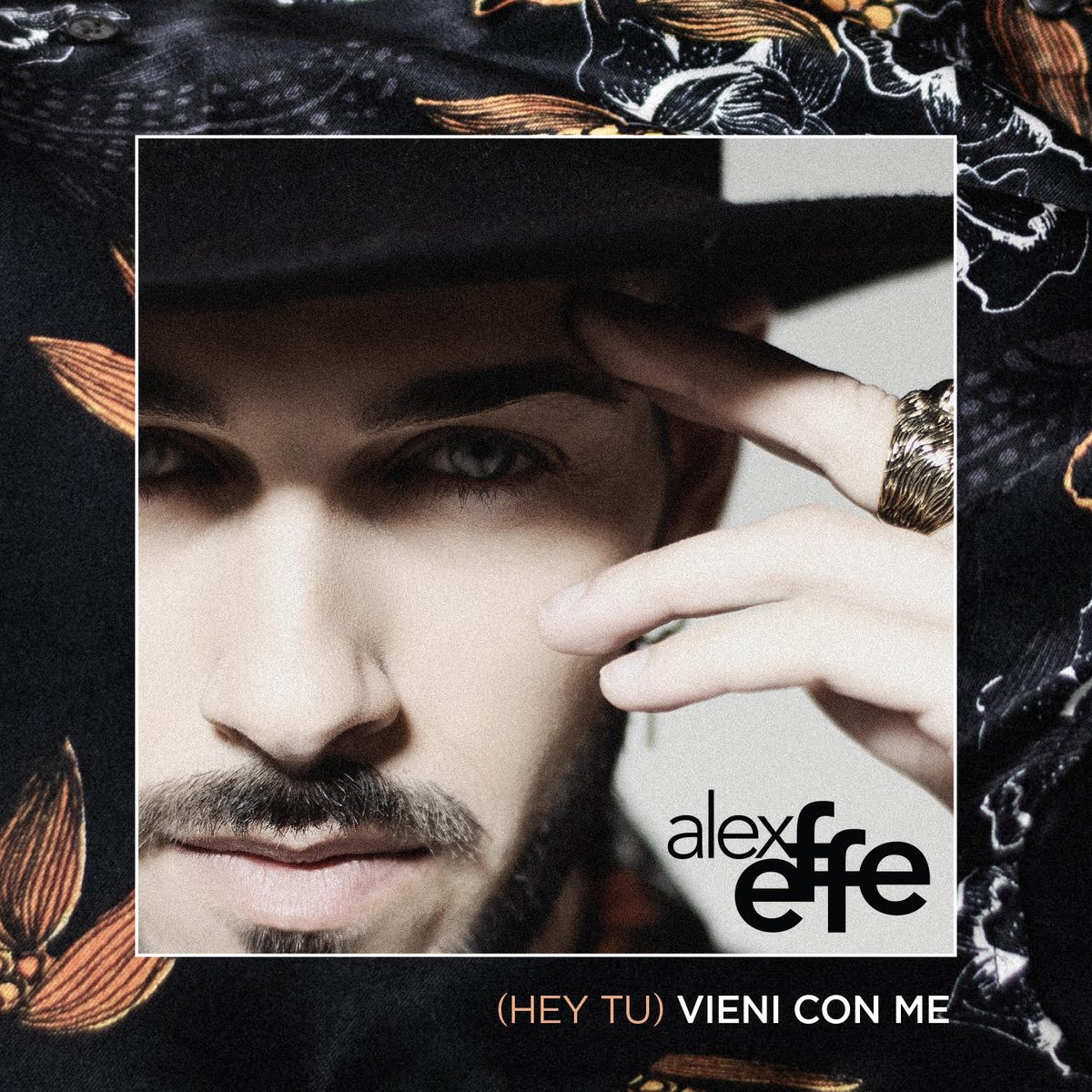 jsbpublishing's tweet photo. Il brano di @effe_alex: (Hey Tu) #VieniconMe è negli store digitali scritto con @VittorioDeScalz,@_GianniTesta anche produttore musicale,
@EVA_realpage e @frankarpino. La produzione esecutiva è di #SabrinaCorrias. Alzate il volume,ballate con noi! "..Resta la notte per gridare.." https://t.co/cE1kDBsLbm