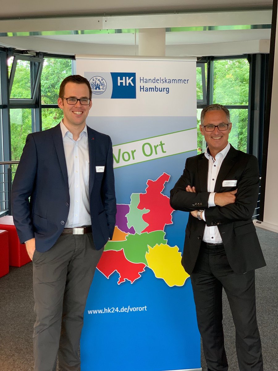 oajanm's tweet photo. Spannende Veranstaltung im @hitTechnopark  zusammen mit der @hkhamburg informierten wir im Rahmen des Wirtschaftscampus über Grundlagen zur Gestaltung von Websites #websitebasics #hk24 #websites https://t.co/FOCZEl4ovK