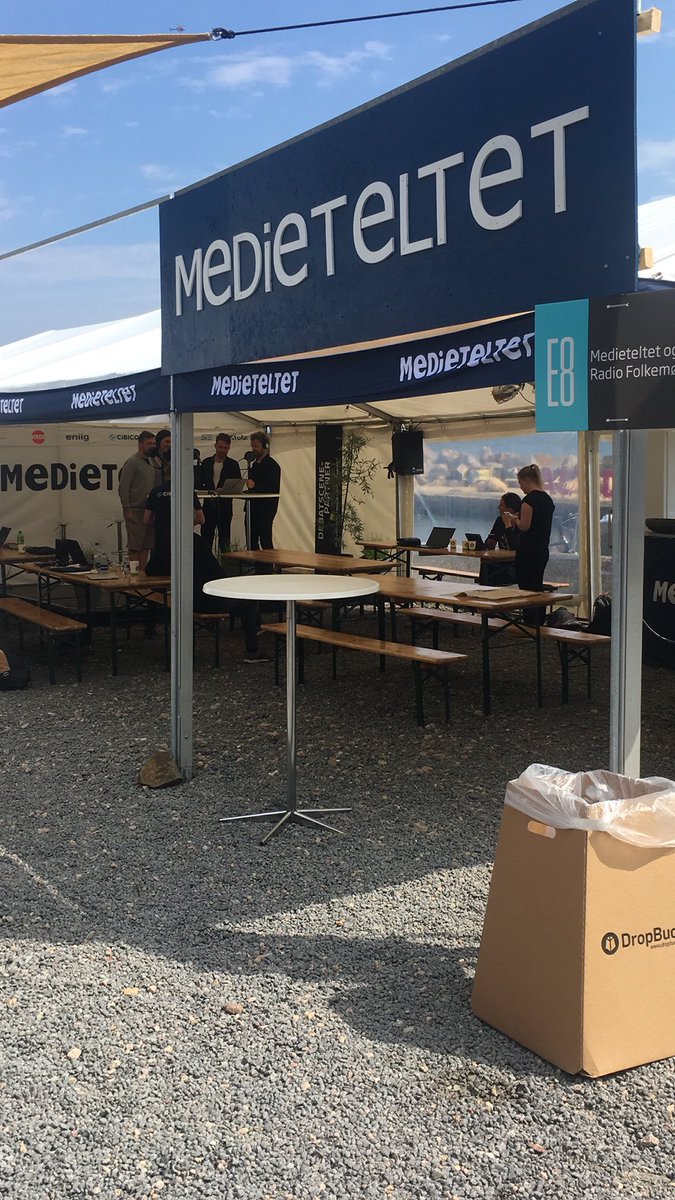 Kig ind i Medieteltet på Kampeløkke Havn hvor <a href="/Eniig_dk/">Eniig</a> holder til på Folkemødet #fmdk