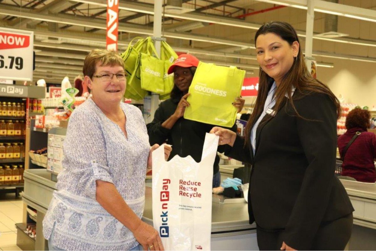 BrollNamibia's tweet photo. As from the 1st of June, 2019, Pick ’n Pay Namibia – a subsidiary of the @ohlthaverlist (O&amp;L) Group will charge 50 cents per grocery plastic bag at all its stores across the country. #gogreen https://t.co/WlqbRLXywk