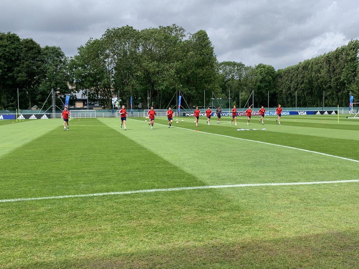 Las jugadoras, durante la sesión en Lille (Foto: Celia Pérez).