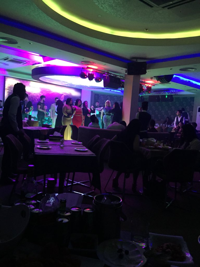 لعيونكم حبايبي احلى سهره