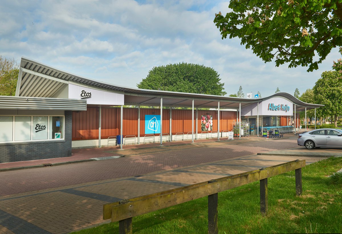 GrunstraGroep's tweet photo. Upgrading exterieur Albert Heijn Wassenaar, Gall &amp; Gall en Etos te Stiens in het najaar van 2018 afgerond door Grunstra. https://t.co/BLnkk9noSk