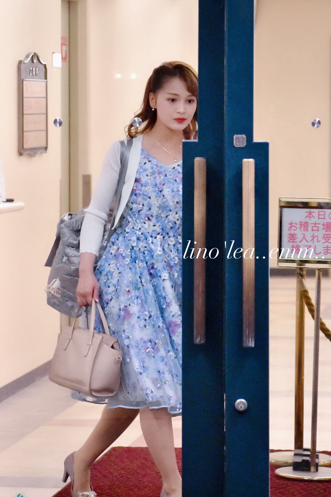 配送員設置送料無料 極美品 トッカ 宝塚 天彩峰里さん着用 洗える ワンピース 0 早割クーポン Webrothers Com Br