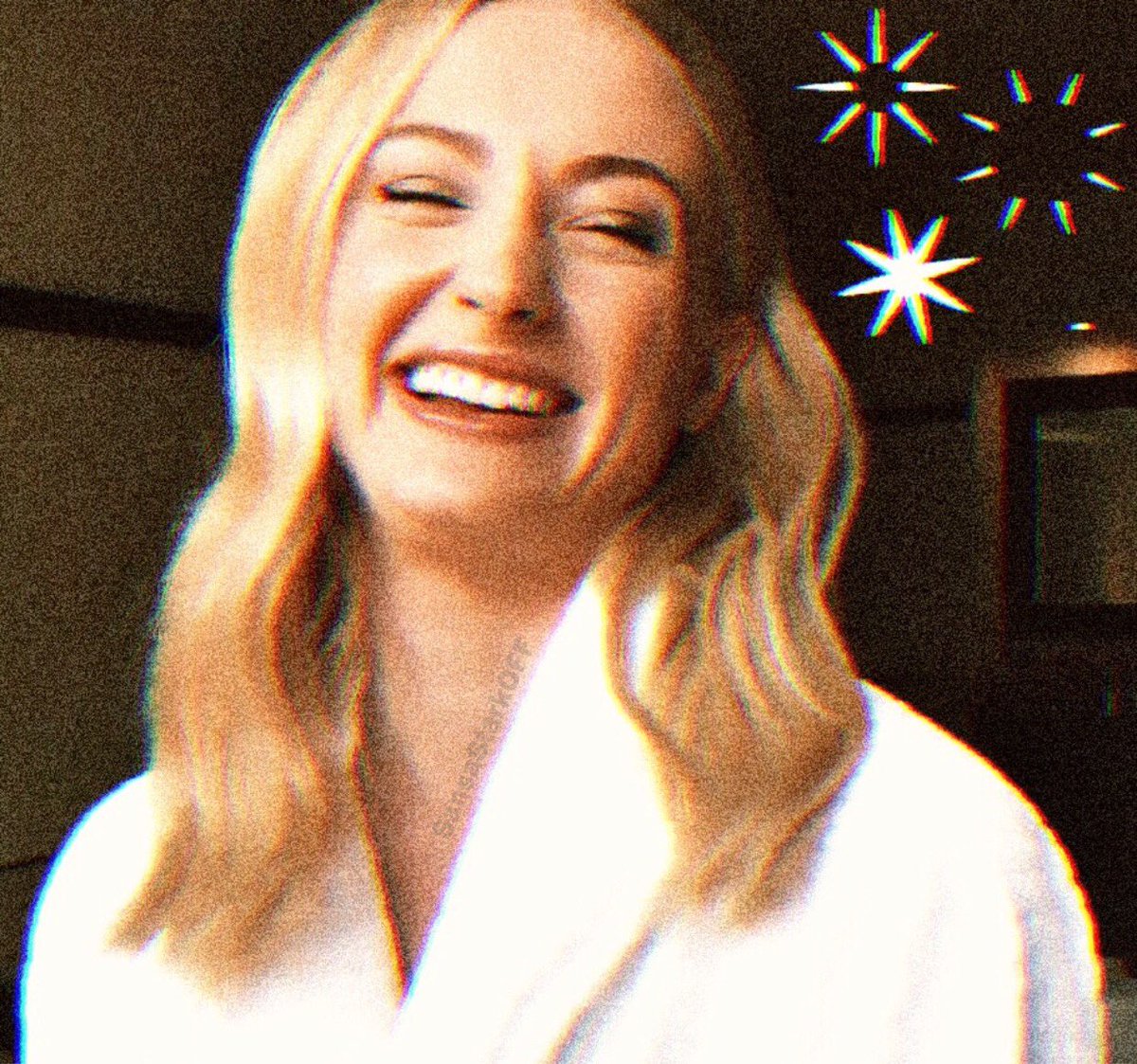 SansaStarkOff's tweet photo. ┏━━━━•❅•°•❈•°•❅•━━━━┓
   𝑀𝑦 𝑚𝑜𝑚 𝑎𝑙𝑤𝑎𝑦𝑠 𝑠𝑎𝑖𝑑 𝑙𝑖𝑓𝑒 𝑤𝑎𝑠 𝑙𝑖𝑘𝑒 
               𝑎 𝑏𝑜𝑥 𝑜𝑓 𝑐𝘩𝑜𝑐𝑜𝑙𝑎𝑡𝑒𝑠. 
𝑌𝑜𝑢 𝑛𝑒𝑣𝑒𝑟 𝑘𝑛𝑜𝑤 𝑤𝘩𝑎𝑡 𝑦𝑜𝑢'𝑟𝑒 𝑔𝑜𝑛𝑛𝑎 𝑔𝑒𝑡.
┗━━━━•❅•°•❈•°•❅•━━━━┛ https://t.co/lvAEXeKBta