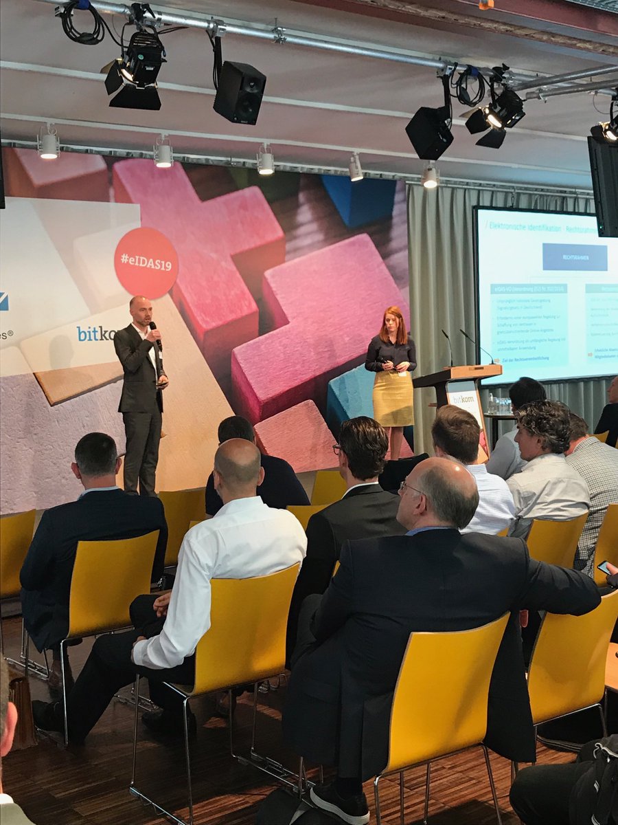 Bitkom_Security's tweet photo. @Bitkom #eidassummit19 Ohne Recht geht es nicht - aber wie funktioniert der Rechtsrahmen von #eIDAS und #GWG? Dr. Torsten Kraul und Karolin Fitzer von @Noerr geben praktische Einblicke! #Geldwäsche #Prävention #eIDAS19 https://t.co/TOkJMQ7sNu