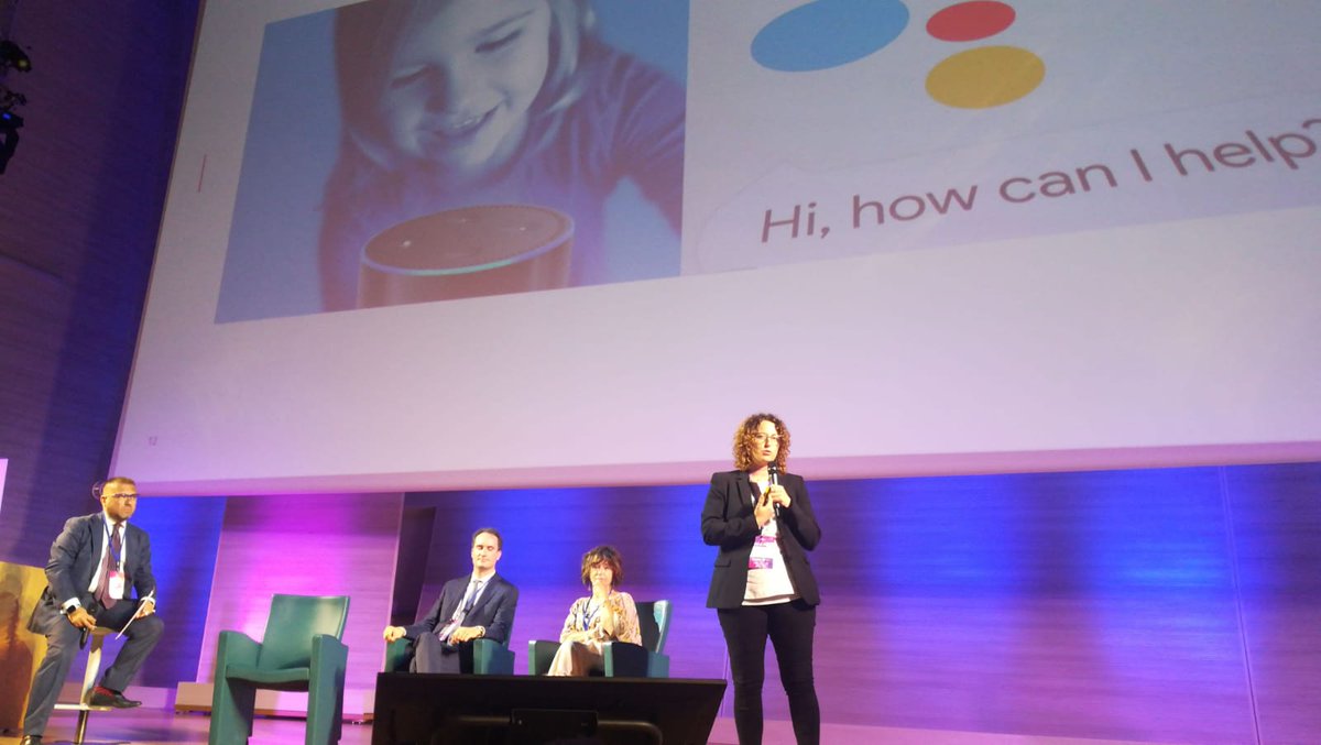 Inizia lo speech di <a href="/cripozzi81/">Cristina Pozzi</a> Cristina Pozzi Founder <a href="/impactscool/">Impactscool</a>, che racconta cosa vuol dire Essere Umani nel futuro. Le sfide e le opportunità dell’Intelligenza Artificiale #formazionecontinua #remoteworking #sharingeconomy #robotica #industria #scuola #AI