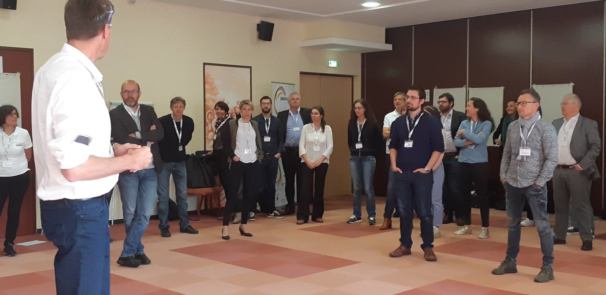 eve06maillet's tweet photo. #ISC49 super atelier créativité #business et créativité animé par @fguerineau @ATechnopole @Oprenard . 5 groupes planchent après avoir brisé la glace https://t.co/ZmtjyDjH19