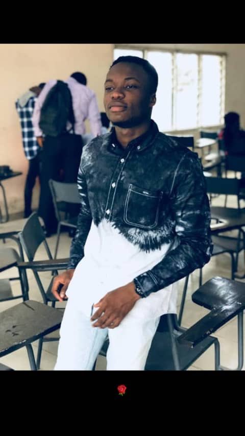 folabicious's tweet photo. @OgbeniDipo We sell quality affordable adire(tie dye) shirts at affordable prices 😋🤪,
My dm is open,send a message to place an order or send a message on WhatsApp -07060658889 https://t.co/4YZMISZX9k