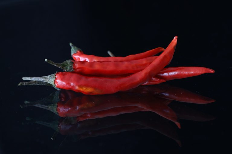 EdibleExmoor's tweet photo. @NDchillies will be opening their new shop at 8 Butchers Row, Barnstaple in early July. Selling local produce from the likes of @drpeppas & Sweet Chilli Beef Company. It's the perfect place for your chilli fix and even includes a Mexican Deli. #chillishop #shoplocal #northdevon https://t.co/EBD33gtBW1