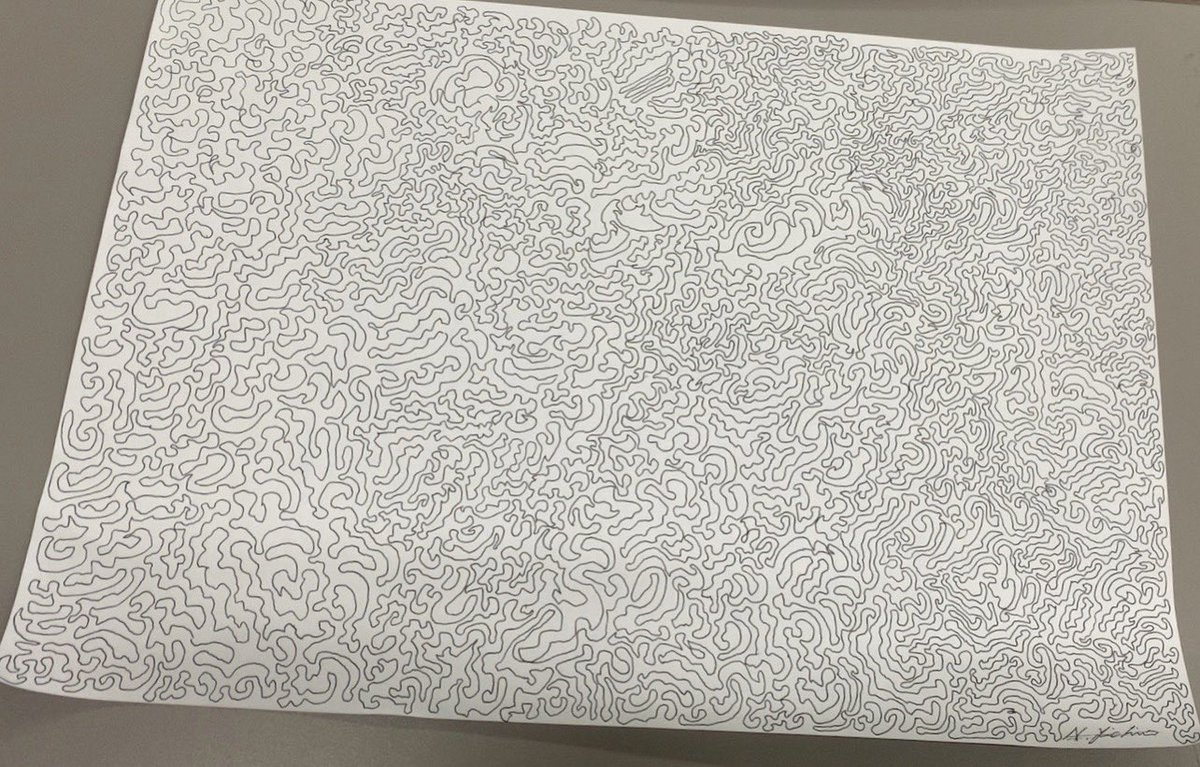 Yu070896's tweet photo. 授業中などに暇つぶしとして、よく描くものなのだが、
俺はこの作品を“ゲルニカ”と呼んでいる。 https://t.co/wybiImWLxR