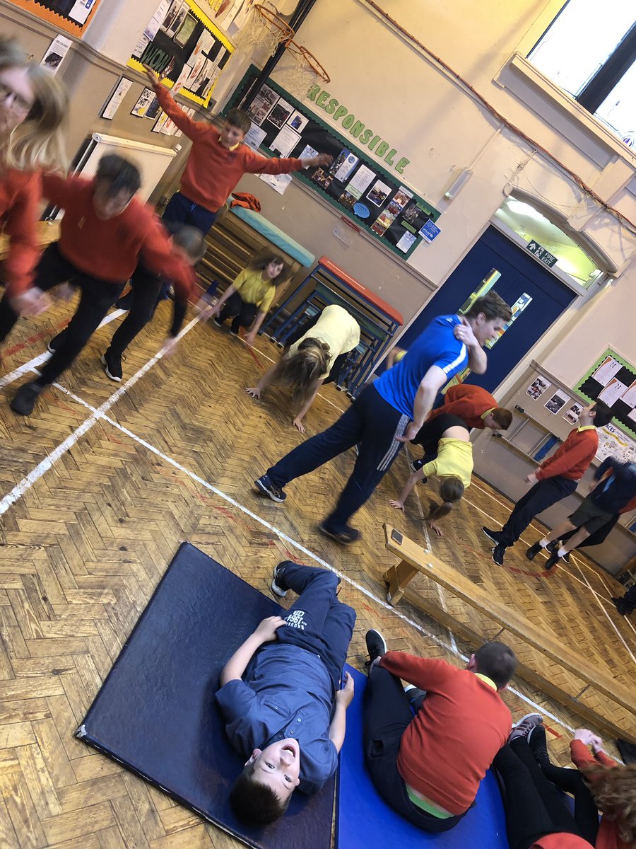 MorningsidePS's tweet photo. Having a fantastic time this morning testing our fitness and learning all about the story of a local boxing champion. @inspiration4s https://t.co/AHhxkU9Y82