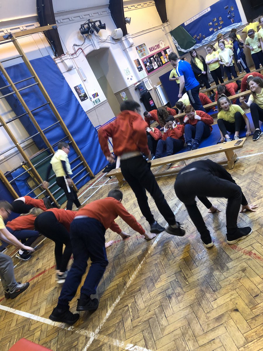 MorningsidePS's tweet photo. Having a fantastic time this morning testing our fitness and learning all about the story of a local boxing champion. @inspiration4s https://t.co/AHhxkU9Y82