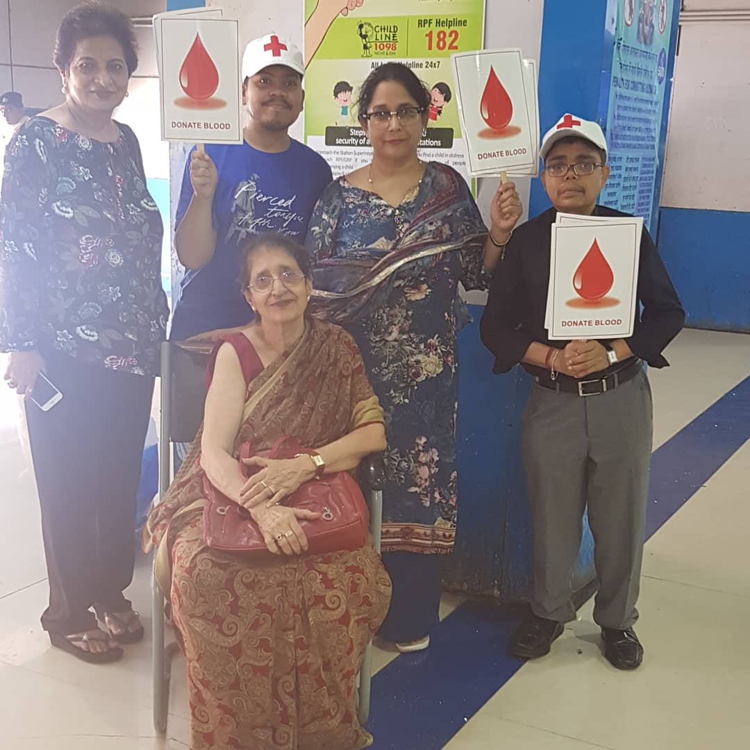 Indian Red Cross Society - Mumbai Blood Center Celebrated WORLD BLOOD DONOR DAY by organizing a FLASH MOB at CHURCHGATE STATION. 
#donateblood #savealife #IRCSMUMBAI #thalassemia #blooddisorders #blooddonors