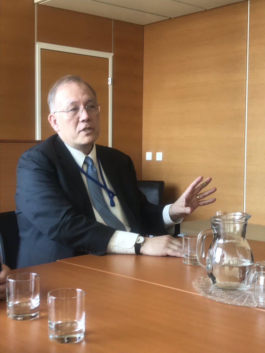 SIOItweet's tweet photo. #greatshot Scott Pace,  Executive Secretary of the Nation Space Council meets our students #masterspazio #COPUOS62 #spazio #us #space #nationalspacecouncil https://t.co/ch9tLMeh1k
