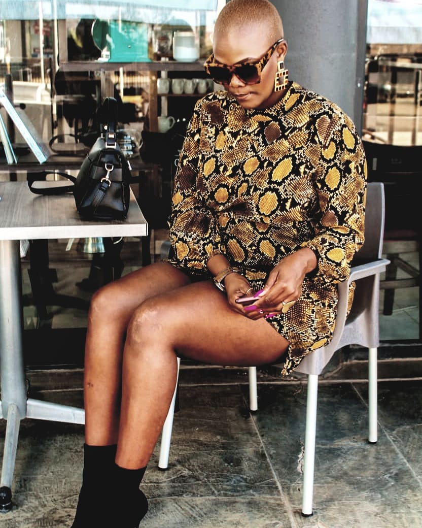 Zikhona Sodlaka tweet media