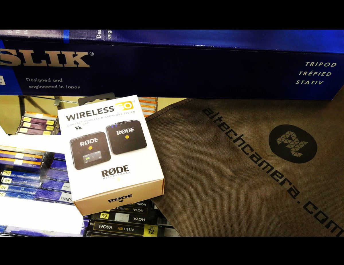 buzzpoptv's tweet image. Permainan-permainan baru yang bakal digunakan untuk mencipta &apos;daily vlogs&apos; eksklusif di pelantar BuzzPopTV bermula minggu hadapan! ;)
.
.
.
.
.
.
.
.
.
.
#SLIKs150tripod #Tripod #RodeWirelessGo #Audio #ContentCreation #ContentCreator #Influencer #PopCulture #BuzzPopTV