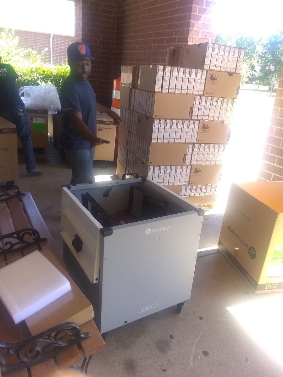 We can’t wait.  We’re 1 to 1 in 3rd through 5th grade.  #TEAMNIXON1 #DEGASUPA #MPSMovingForward #AETC2019 #MZCRST #EDNIXONE #COUGARPAWSTV