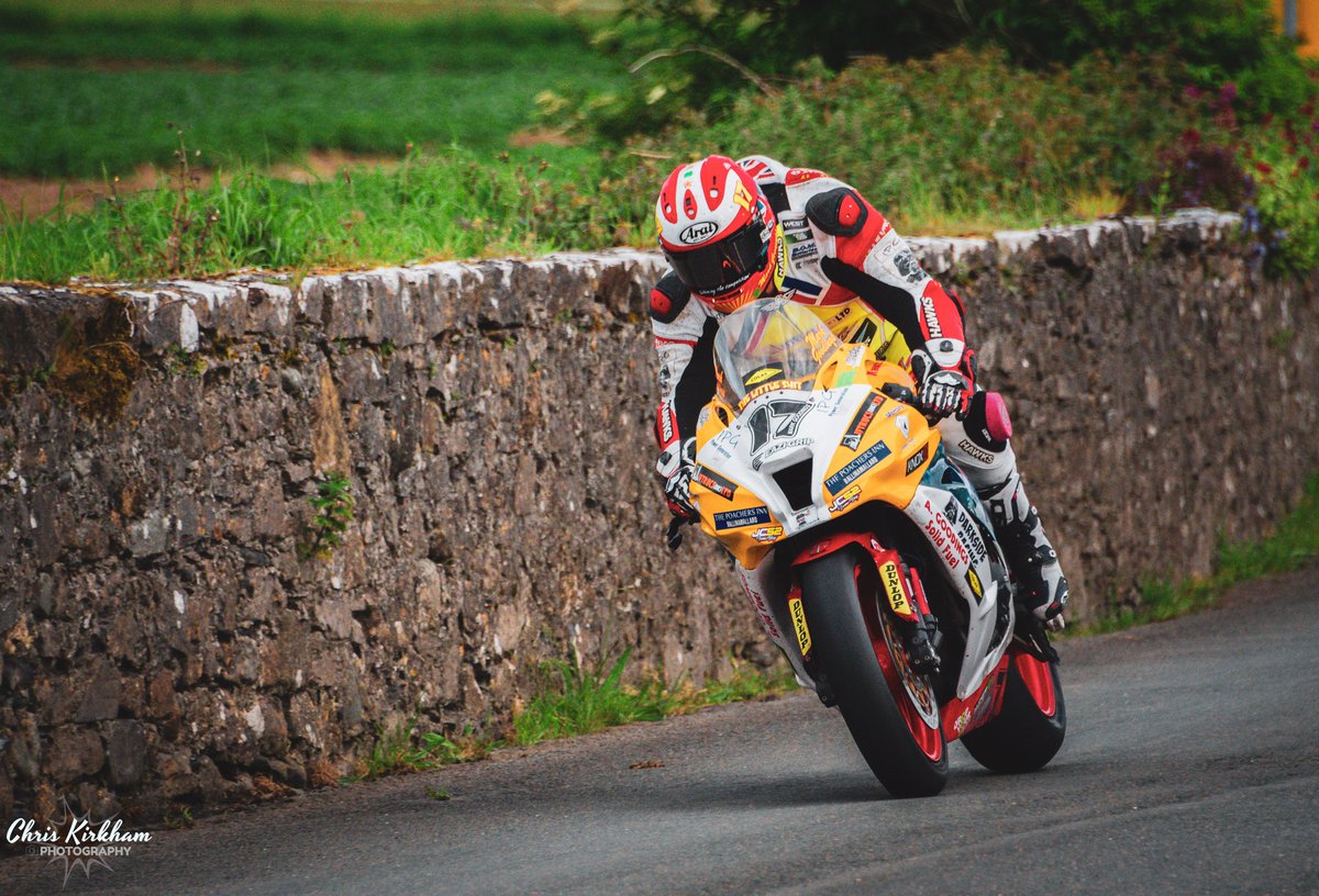 chriskphotoIOM's tweet photo. One from post TT racing this time on the Billown Circuit: @mark_goodings on his way into Ballabeg Hairpin in the last race, my camera loved this bike!
#iomtt #iomtt2019 #postTT #billown #LoveTT https://t.co/6PN1evwCt1
