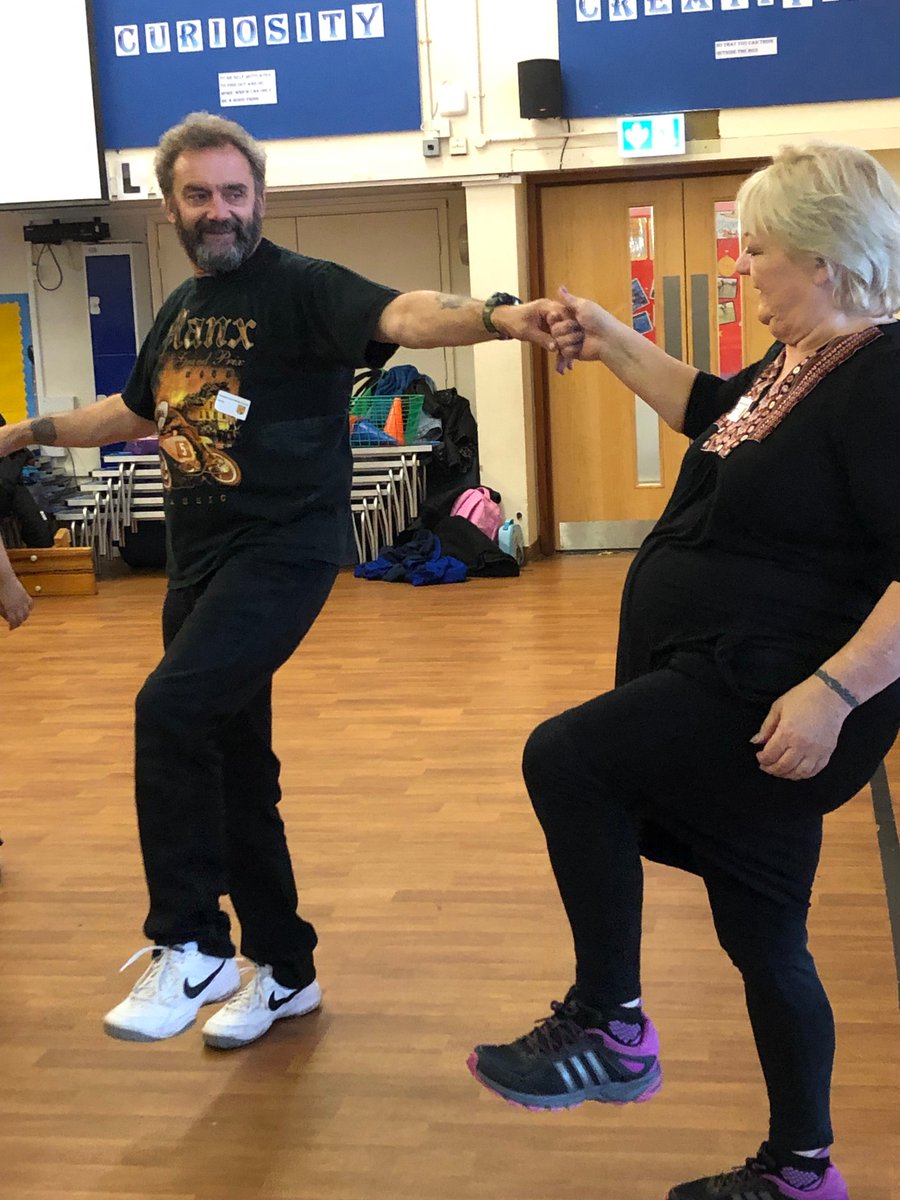 WexhamPS's tweet photo. Our Active Family Club is such a big hit! Thank you to Conrad from TVAC - the amount of laughter was lovely, and we are so pleased to see so many children and families keeping fit whilst having fun! @M3hatN @MrsRChahal #fitnessisfun #activeslough https://t.co/ApFdgyv7Hu