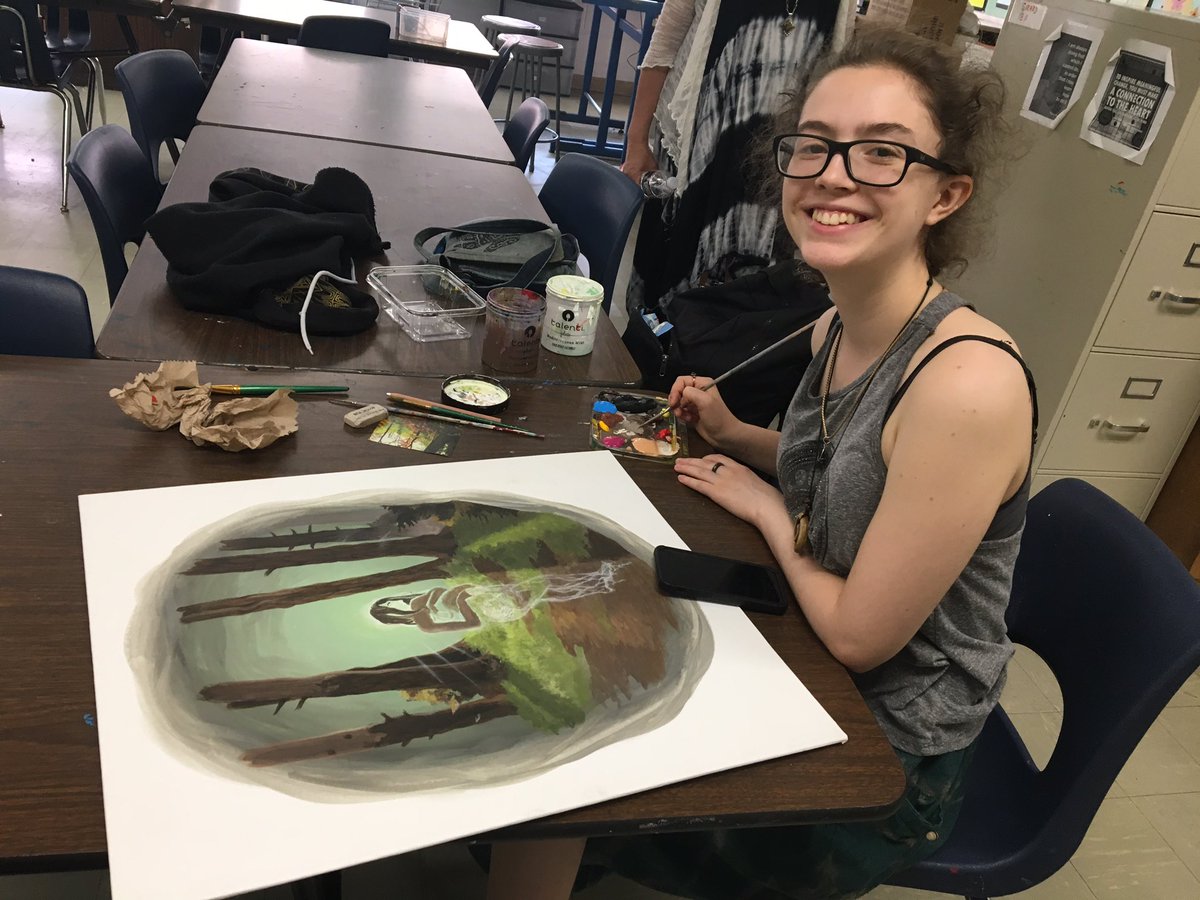 karlaivarson's tweet photo. School’s almost over, but we’re still working! #art, #wearetrschools, #trhsn https://t.co/mpfL6mYIWi