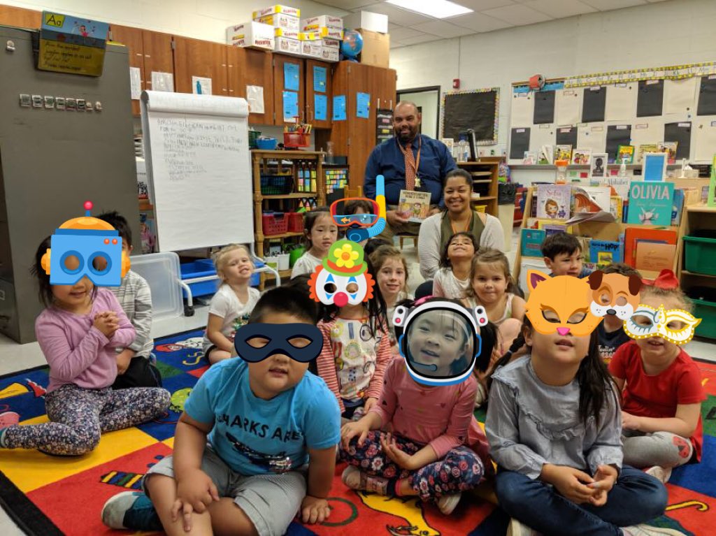 frede52's tweet photo. It’s been a pleasure being Supervisor for the Tiger Tots program at Tenafly High School! One of my favorite things to do is to read to them! Most are moving on to Kindegarten next year, so I read “Kindergarten here I come” to them! #TenaflyPS #TigerTots #THS https://t.co/0WLnphQ7w2