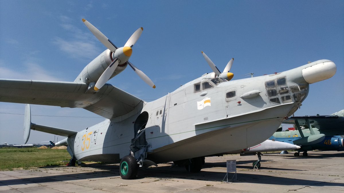 嘘付亭八百 逆ガル翼がエモい Be 12飛行艇 D ウクライナツアー