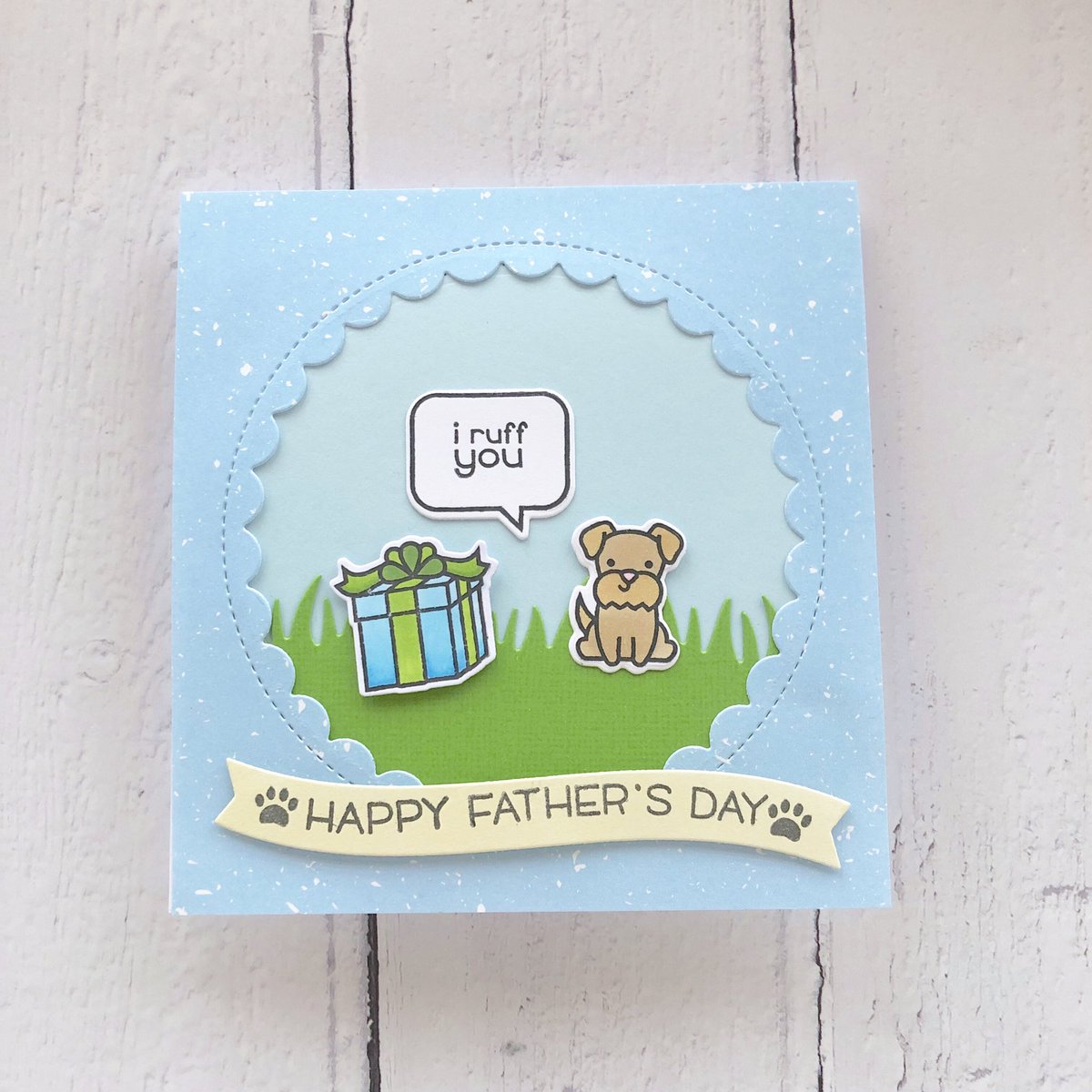 A super simple Father’s Day card for all the dads with fur babies!

#craftwithsophie #handmade #handmadecard #FathersDay2019 #furbabies #dog #fromthedog #lawnfawn