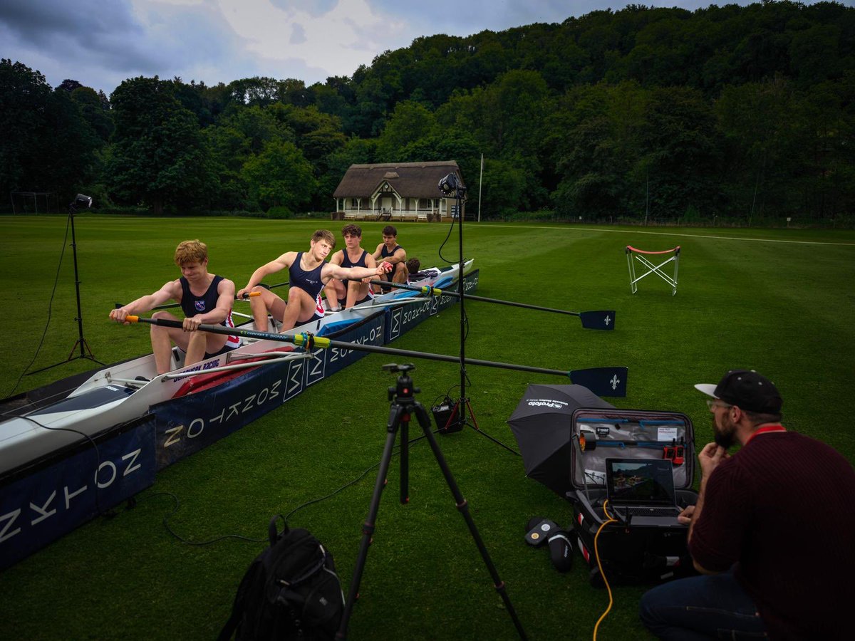 “Just imagine you’re rowing a boat through the cricket pitch”. I had a blast directing #SchoolPhotography for @MonktonBath with the @intSchools team yesterday!!! Watch this space for more #BehindTheScenes of us #InspiringSchools